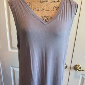 GUC LOGO by Lori Goldstein V- Neckline Sleeveless Tank in Gray!